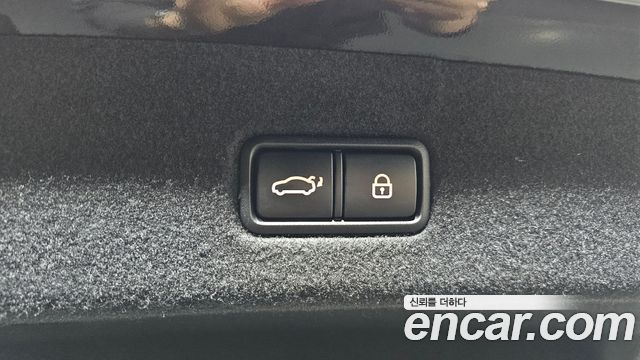 Kia K9 3.8 GDI AWD PlatinumⅡ 2019 — фото 32