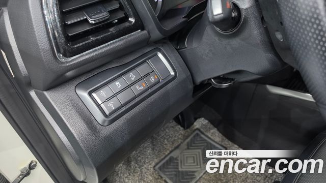 KG Mobility (SsangYong) Very New Tivoli Gasoline 1.5 2WD V3 2020 — фото 16