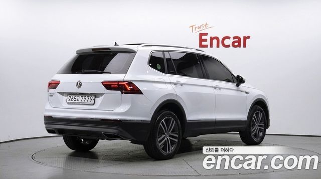 Volkswagen Tiguan Allspace 2.0 TDI Prestige 2020 — фото 2