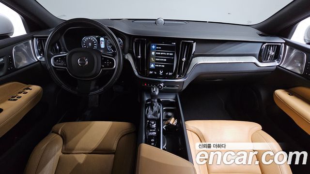 Volvo V60 Cross Country (II) T5 Pro AWD 2020 — фото 7