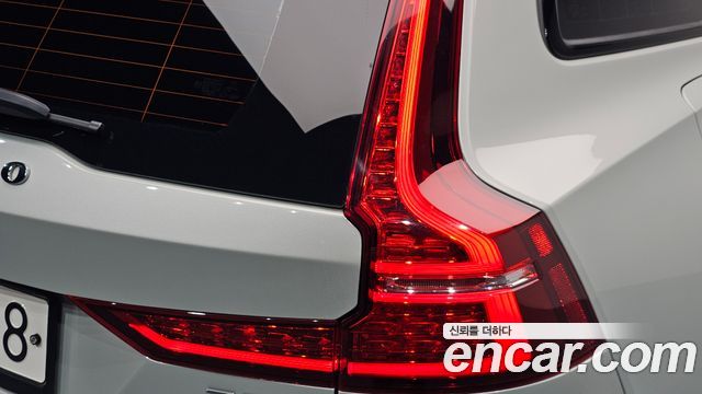 Volvo V60 Cross Country (II) T5 Pro AWD 2020 — фото 23