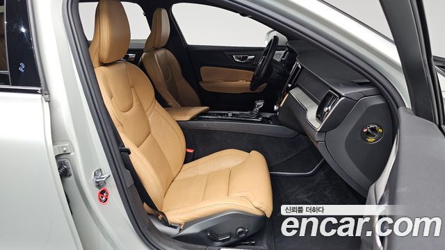 Volvo V60 Cross Country (II) T5 Pro AWD 2020 — фото 26