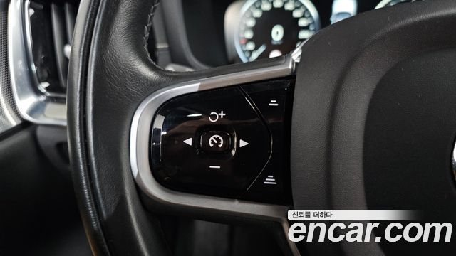 Volvo V60 Cross Country (II) T5 Pro AWD 2020 — фото 39