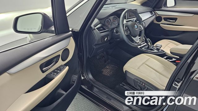 BMW 2 Series Active Tourer (F45) Joy 2020 — фото 10