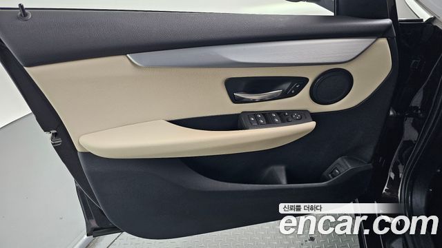 BMW 2 Series Active Tourer (F45) Joy 2020 — фото 30