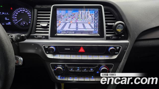 Hyundai Sonata New Rise LPI Taxi Style 2019 — фото 15