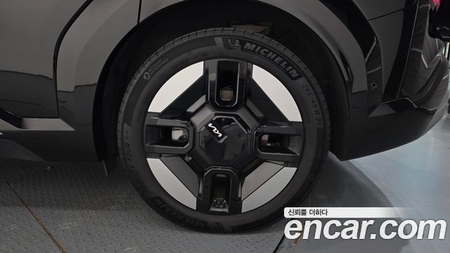 Kia EV9 Long Range 4WD Earth 2024 — фото 21