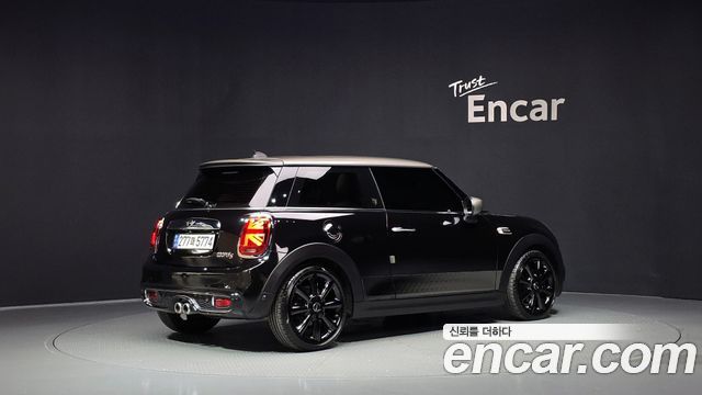MINI Cooper S Kings Load Edition 2020 — фото 2