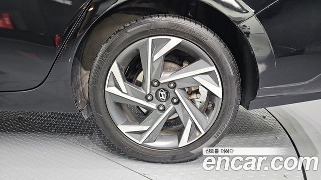 Hyundai Avante (CN7) 1.6 Inspiration 2024 — фото 21