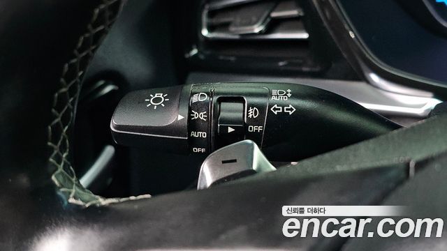 Kia Niro 1.6 HEV Noblesse Special 2020 — фото 20