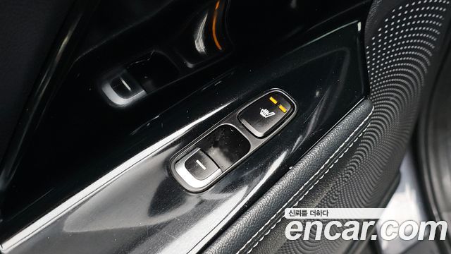 Kia Niro 1.6 HEV Noblesse Special 2020 — фото 35