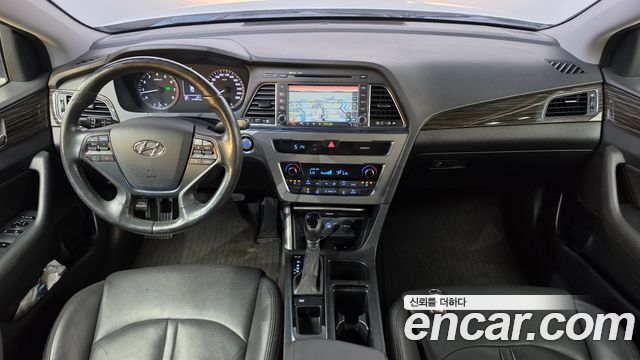 Hyundai Sonata (LF) 2.0 Smart 2015 — фото 7