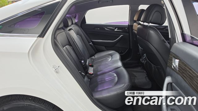Hyundai Sonata (LF) 2.0 Smart 2015 — фото 11