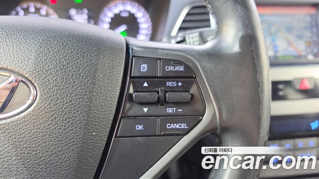 Hyundai Sonata (LF) 2.0 Smart 2015 — фото 18