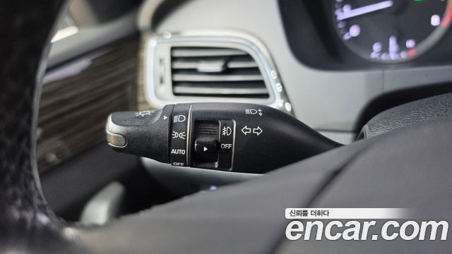 Hyundai Sonata (LF) 2.0 Smart 2015 — фото 33