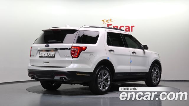 Ford Explorer 3.5 Limited 4WD 5th 2018 — фото 2