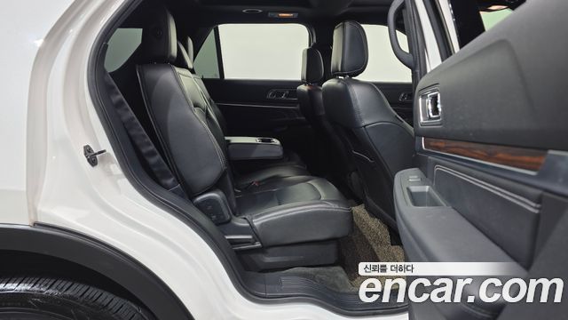 Ford Explorer 3.5 Limited 4WD 5th 2018 — фото 15