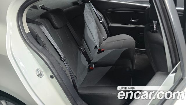 Renault Korea SM3 Neo SE Plus 2015 — фото 11