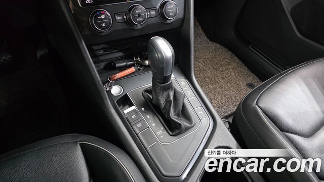 Volkswagen Tiguan (II) 2.0 TDI Premium 2020 — фото 9