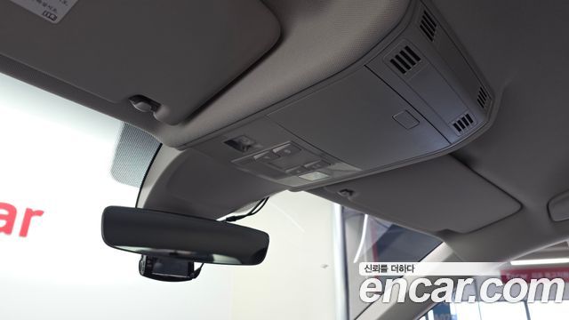Volkswagen Tiguan (II) 2.0 TDI Premium 2020 — фото 17