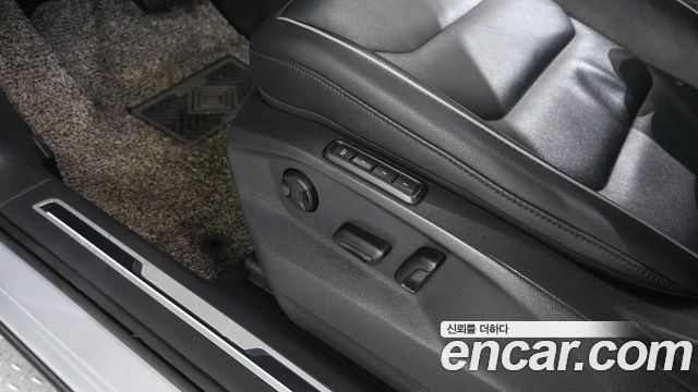 Volkswagen Tiguan (II) 2.0 TDI Premium 2020 — фото 30