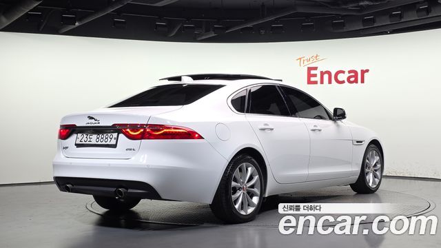 Jaguar XF (X260) 25t Portfolio 2019 — фото 2