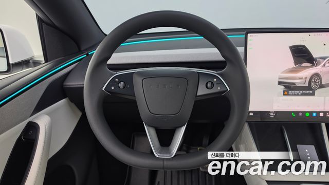Tesla Model Y L Long Range AWD 2026 — фото 13