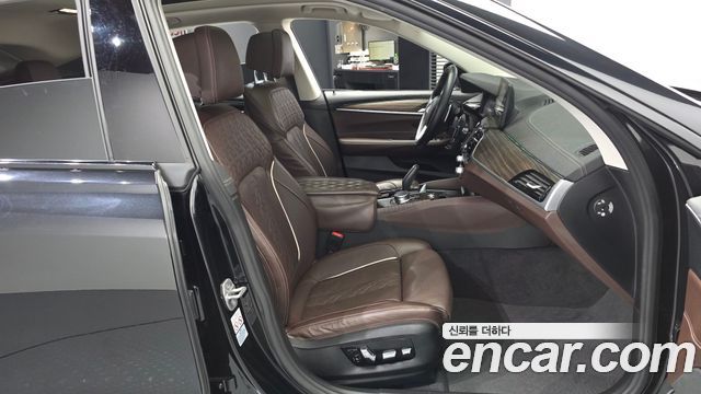 BMW 6 Series GT (G32) 620d xDrive Luxury 2023 — фото 11