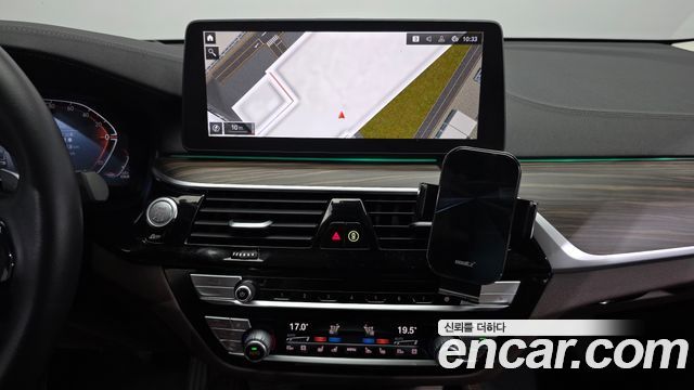 BMW 6 Series GT (G32) 620d xDrive Luxury 2023 — фото 15