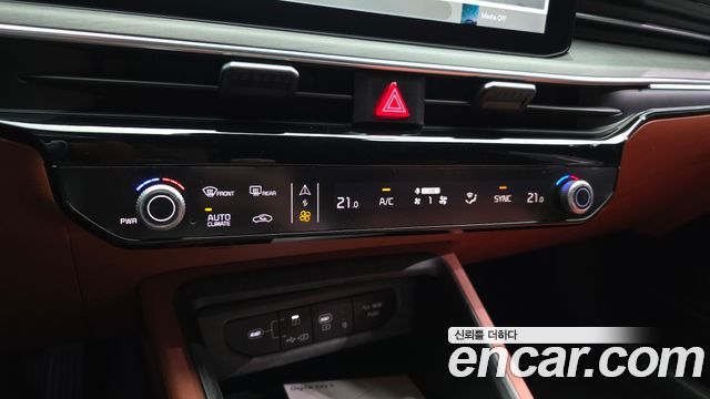 Kia K5 (III) 1.6 Turbo Noblesse 2024 — фото 19