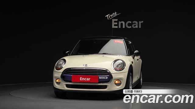 MINI Cooper 5Door Standard 3rd 2017 — фото 3
