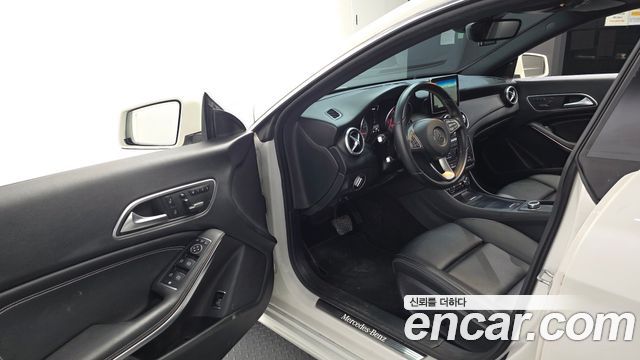 Mercedes-Benz CLA-Class (C117) CLA200 d 2016 — фото 10
