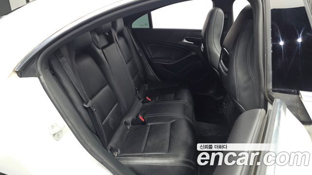 Mercedes-Benz CLA-Class (C117) CLA200 d 2016 — фото 11