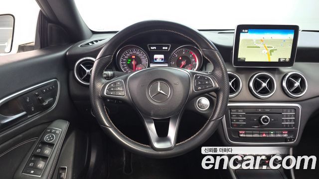 Mercedes-Benz CLA-Class (C117) CLA200 d 2016 — фото 13