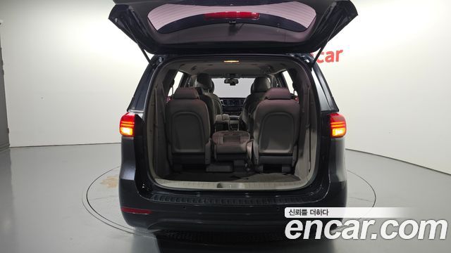 Kia Carnival 11-seater Prestige 2017 — фото 18