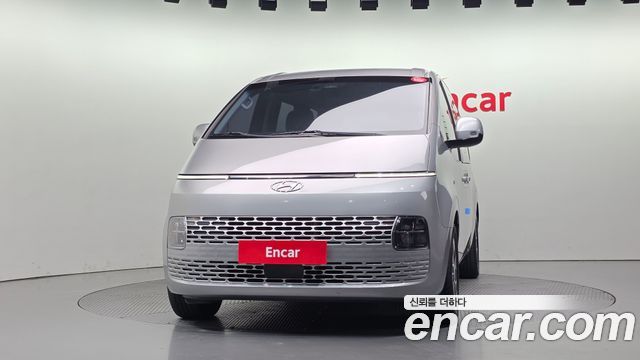 Hyundai Staria Tourer 11-Seater Modern 2022 — фото 3
