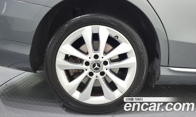 Mercedes-Benz C-Class (W205) C200 Avantgarde 2020 — фото 5
