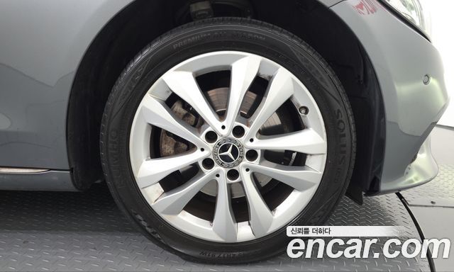 Mercedes-Benz C-Class (W205) C200 Avantgarde 2020 — фото 21