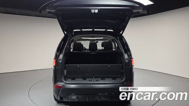 Land Rover Discovery 5 3.0 SD6 HSE 2018 — фото 20