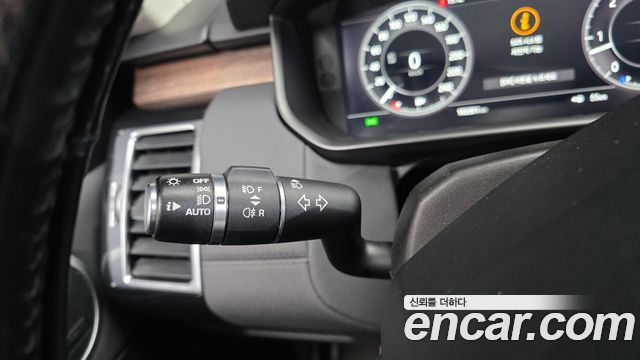 Land Rover Discovery 5 3.0 SD6 HSE 2018 — фото 37