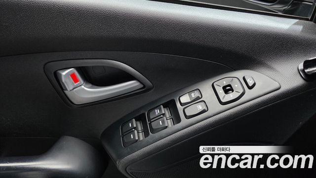 Hyundai Tucson ix Diesel(e-VGT) 2WD Smart special 2015 — фото 19