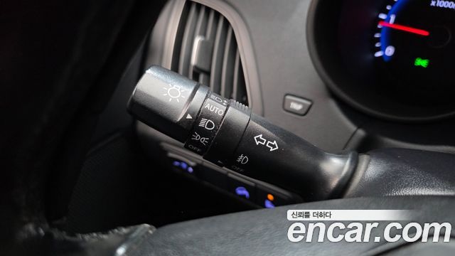 Hyundai Tucson ix Diesel(e-VGT) 2WD Smart special 2015 — фото 20