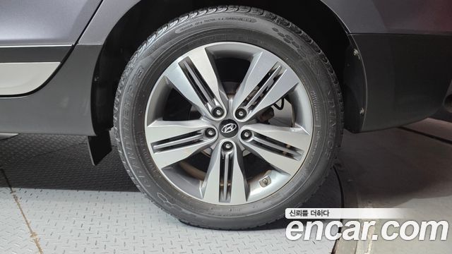 Hyundai Tucson ix Diesel(e-VGT) 2WD Smart special 2015 — фото 21
