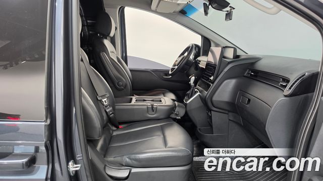Hyundai Staria L3.5 Cargo 3-Seater Modern 2022 — фото 26