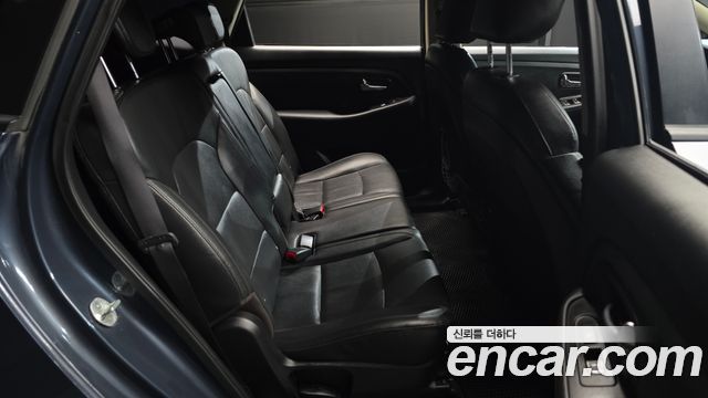 Kia Carens 1.7 VGT Prestige 2014 — фото 11