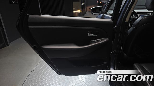 Kia Carens 1.7 VGT Prestige 2014 — фото 25