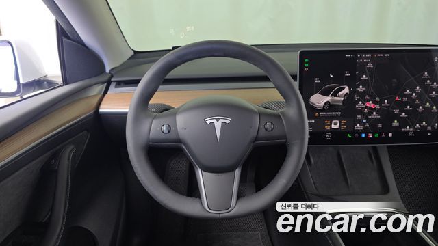 Tesla Model Y RWD 2024 — фото 13