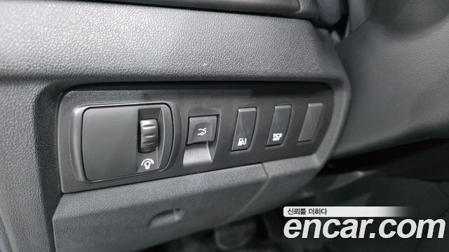 Renault Korea SM3 Neo SE Plus 2015 — фото 13