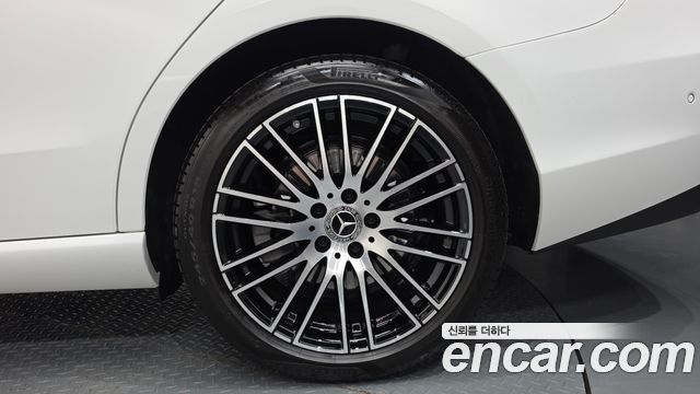 Mercedes-Benz C-Class (W206) C200 Avantgarde 2025 — фото 21