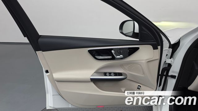 Mercedes-Benz C-Class (W206) C200 Avantgarde 2025 — фото 24